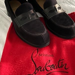 Mens black suede loafers in size EU 42
